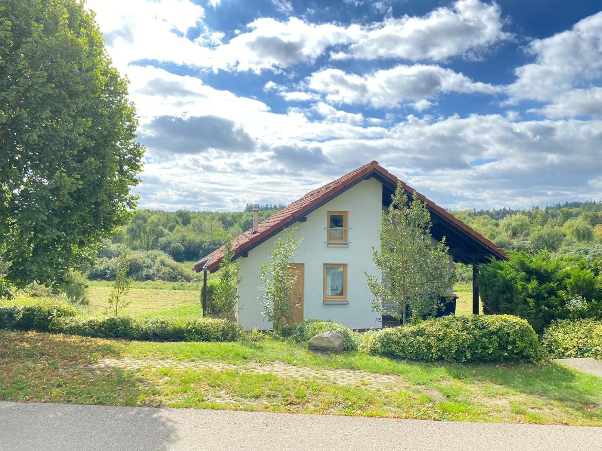 Ferienhaeuser Am Vogelpark - Boddenhaus Tizi Marlow Exterior foto